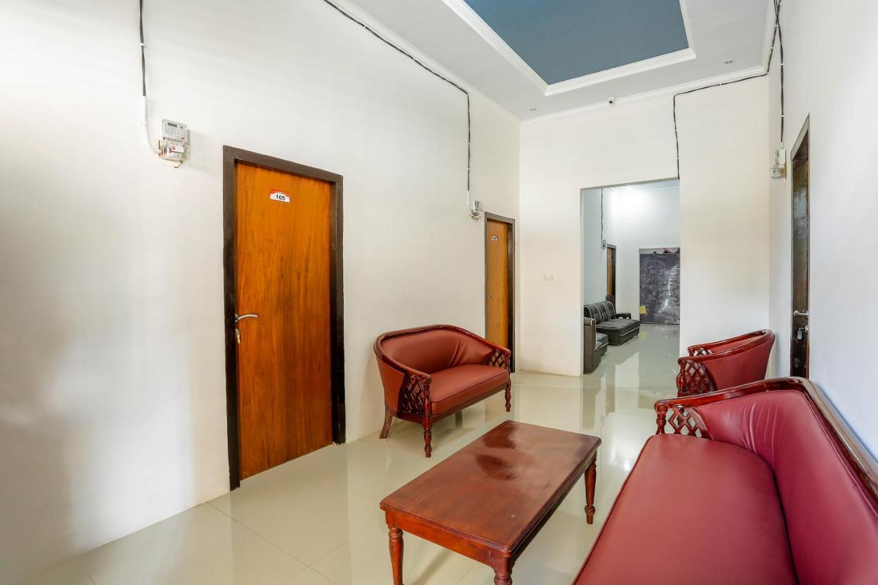 Spot On 1784 Tnc Residence Syariah Mataram Ngoại thất bức ảnh