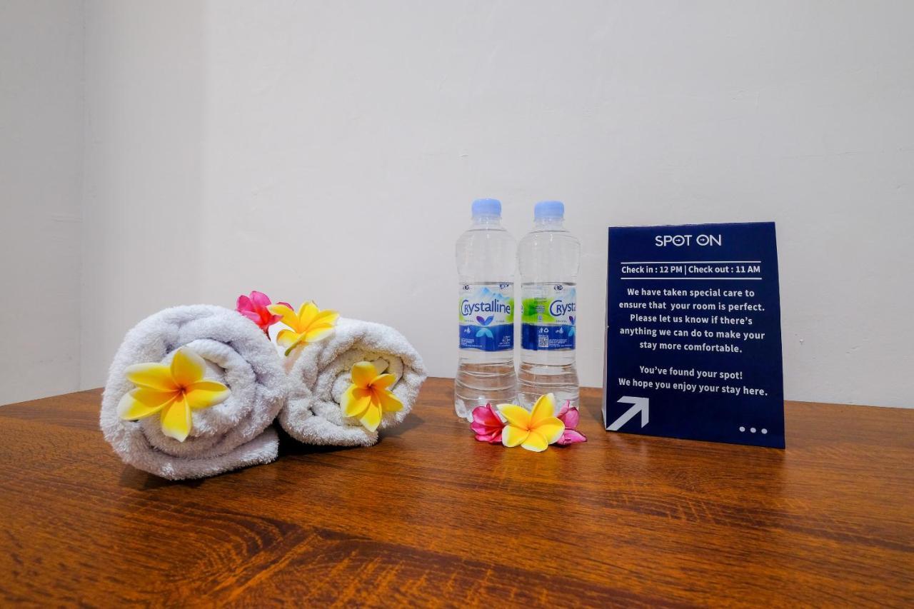 Spot On 1784 Tnc Residence Syariah Mataram Ngoại thất bức ảnh