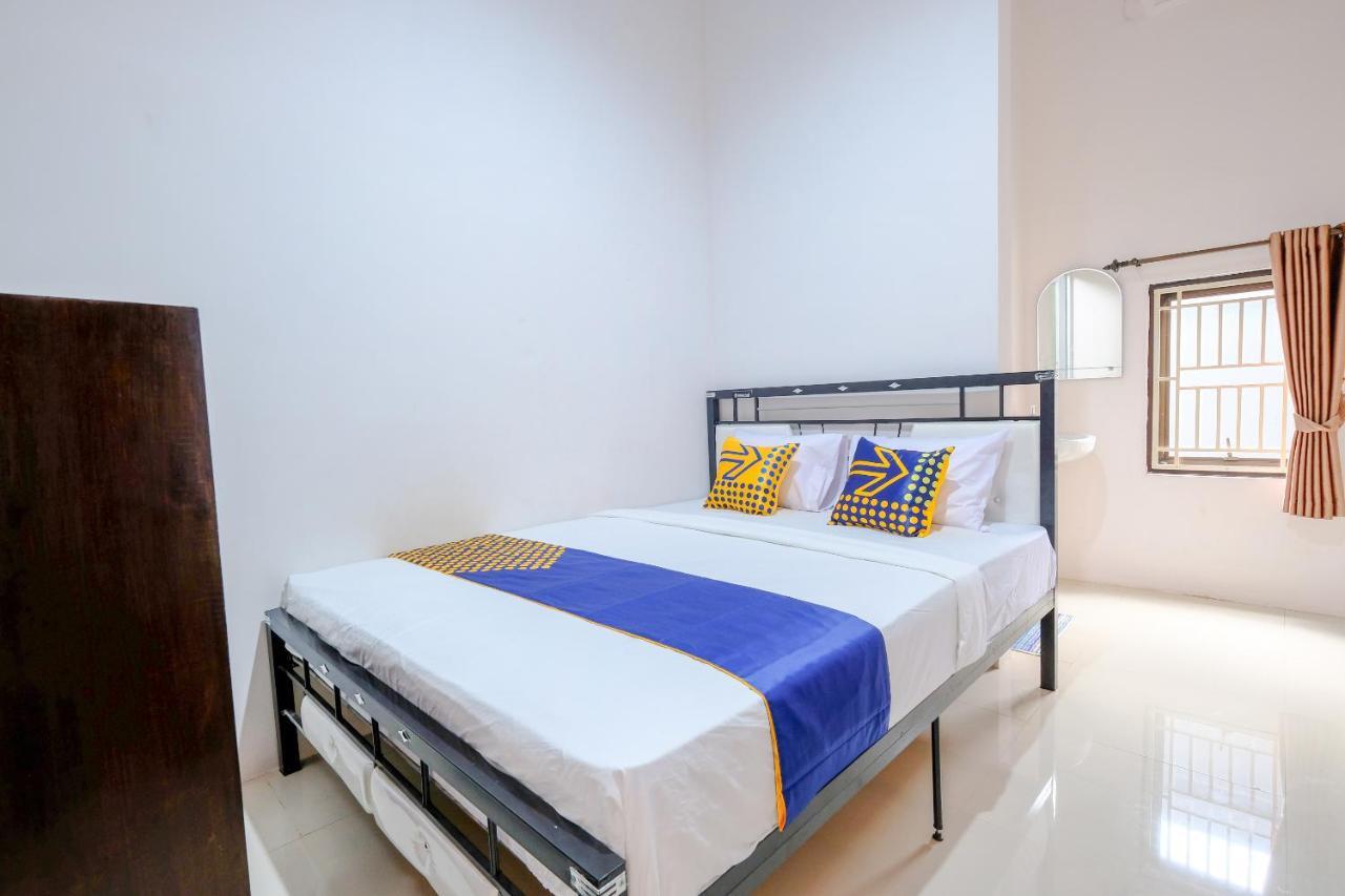 Spot On 1784 Tnc Residence Syariah Mataram Ngoại thất bức ảnh
