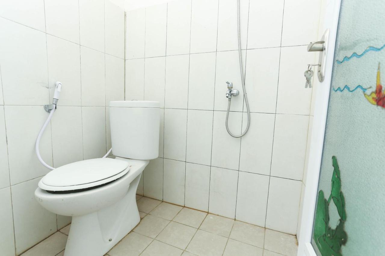 Spot On 1784 Tnc Residence Syariah Mataram Ngoại thất bức ảnh