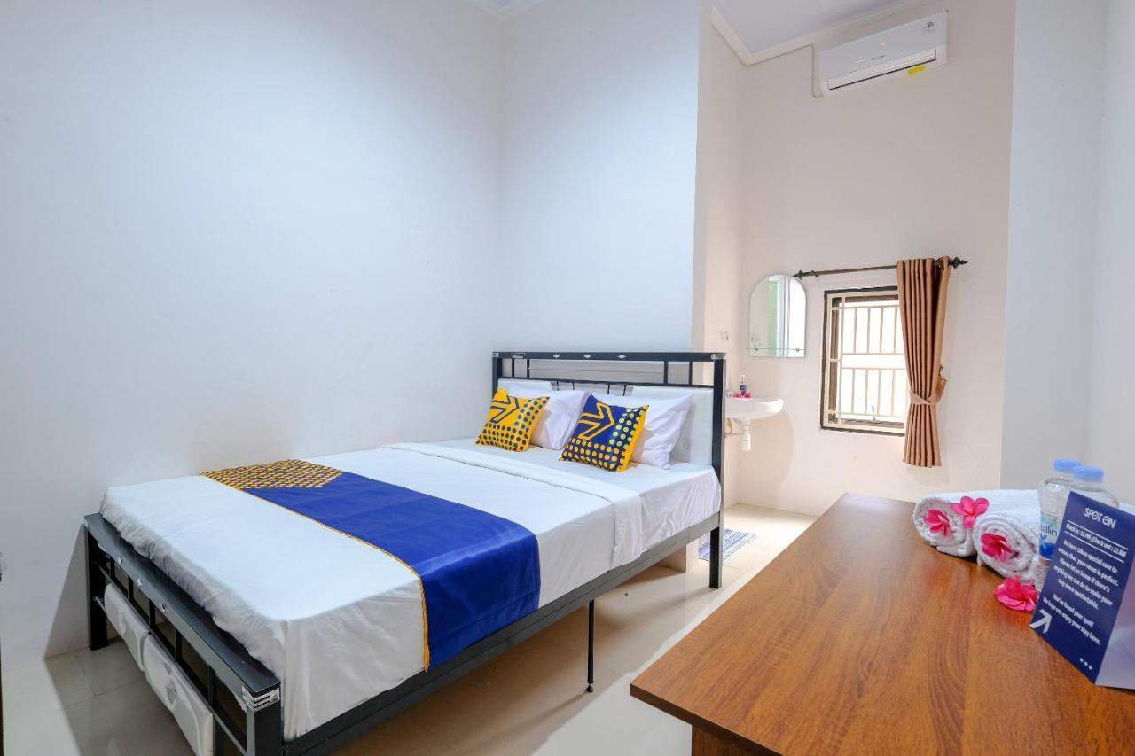Spot On 1784 Tnc Residence Syariah Mataram Ngoại thất bức ảnh