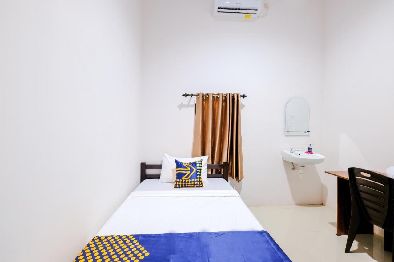Spot On 1784 Tnc Residence Syariah Mataram Ngoại thất bức ảnh